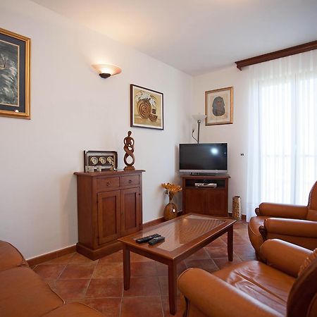 Apartment Pia Ровинь Экстерьер фото